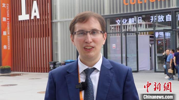 烏拉圭駐華使館一等秘書、文化處官員貢薩洛·卡斯蒂略