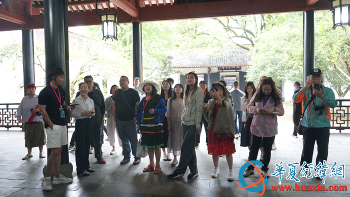 兩岸媒體人參訪岳麓書院。（攝影：虞鷹）