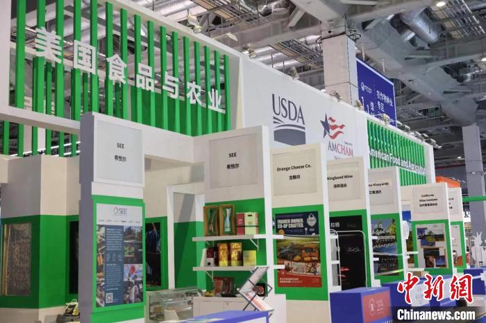第六屆中國國際進口博覽會即將舉行，據(jù)上海美國商會官網(wǎng)消息，美國政府將首次以官方名義參展。中新社記者 楊可佳 攝
