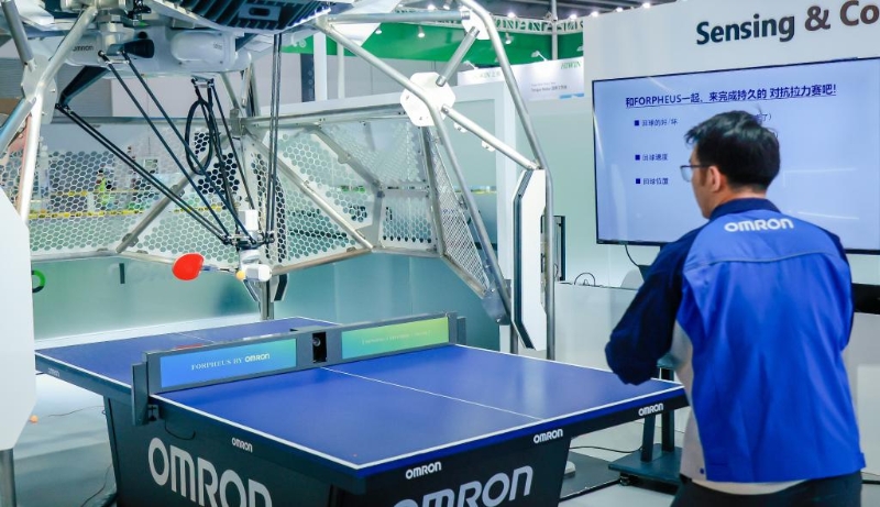 與人類對戰(zhàn)乒乓球的機器人。(受訪者供圖)