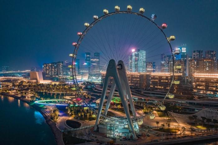 資料圖：深圳市寶安區(qū)華僑城歡樂港灣內(nèi)的摩天輪。劉安邦 攝