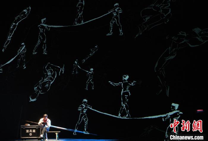 雜技劇《天山雪》新疆喀什首演