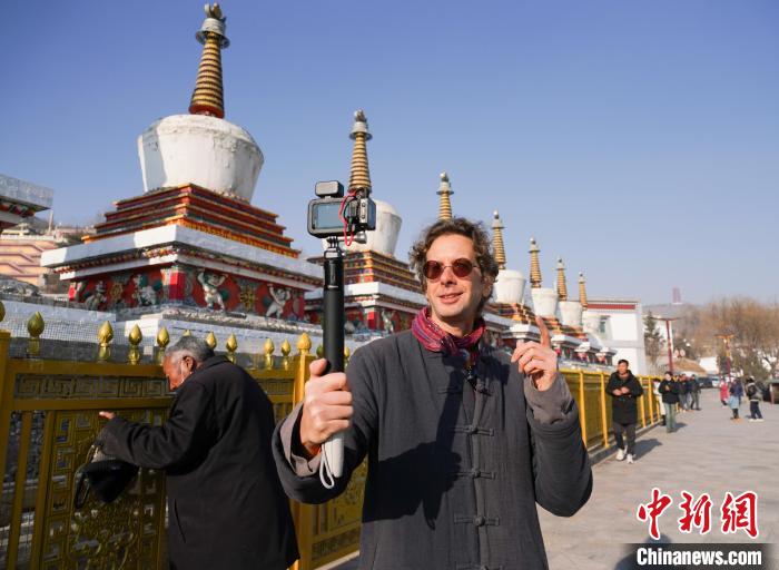 中外文旅達人走進塔爾寺領略“藝術三絕”