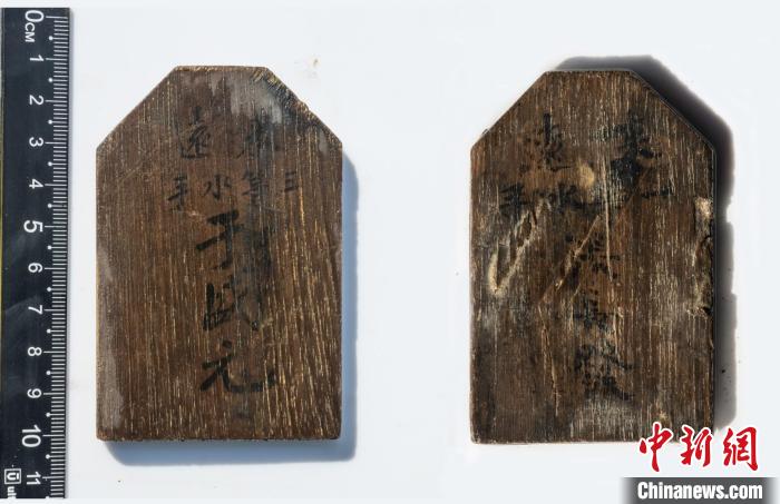 572557_700x700 572557_700x700