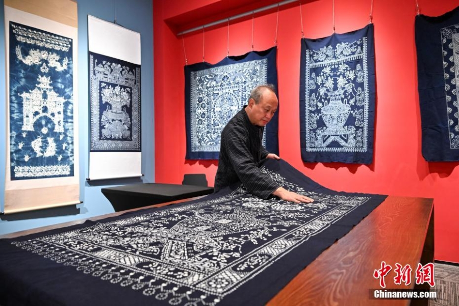 中醫(yī)藥圖片和非遺藝術(shù)展在深圳開展迎客