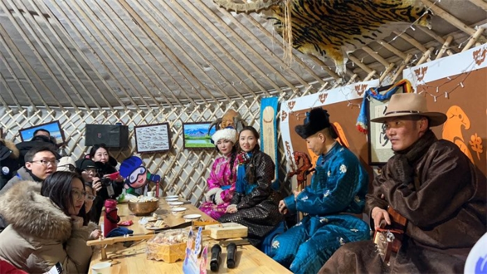 【聚焦“十四冬】看非遺、玩冰雪……在“十四冬”領(lǐng)略內(nèi)蒙文化魅力