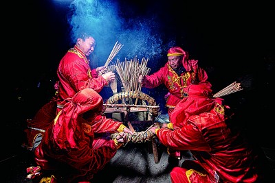 江西信豐:一段獅舞韻 一份客家情 江西信豐:一段獅舞韻 一份客家情