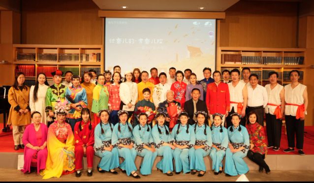 冀東民歌講唱會(huì)在國(guó)家大劇院舉行：“話奤兒韻·賞奤兒腔”，做“民歌的孩子”