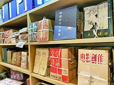 春日，攜一卷泛黃的書回家——古舊書市煥發(fā)新機