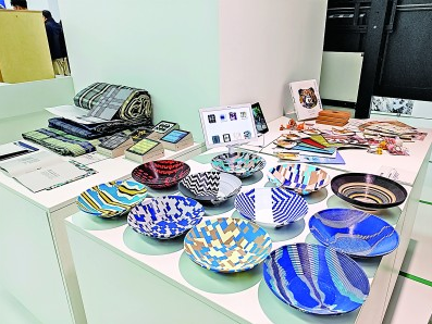 創(chuàng)作扎根大地 藝術(shù)服務(wù)人民——記“大地之歌·2024美麗中國紀(jì)事”展覽