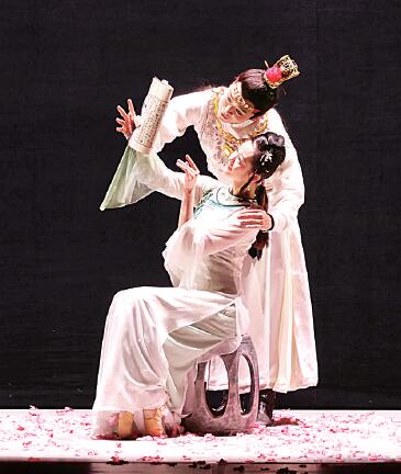 以青春視角致敬文學(xué)經(jīng)典——觀原創(chuàng)民族舞劇《紅樓夢(mèng)》