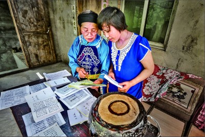 四川宣漢：薅草鑼鼓賀陽(yáng)春