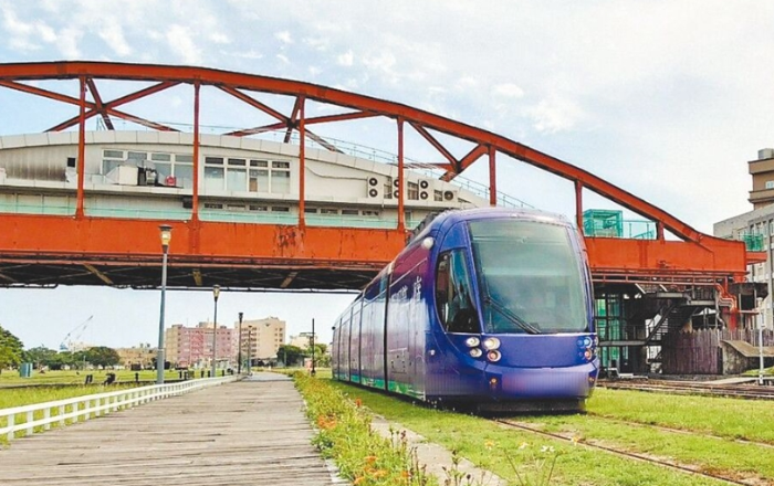 高雄輕軌車(chē)廂鐵路軌道
