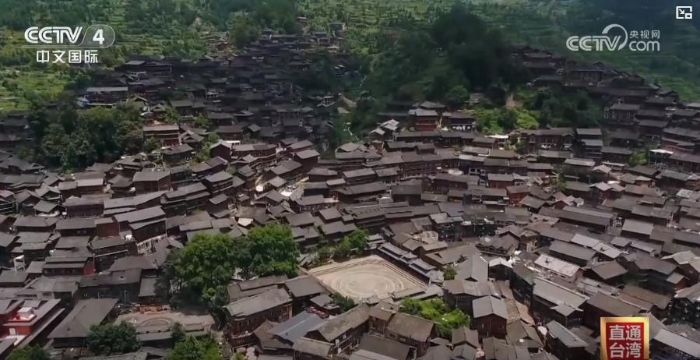 臺灣少年的貴州“村超”之旅:球場話友誼 感受中華民族豐富多彩的文化魅力