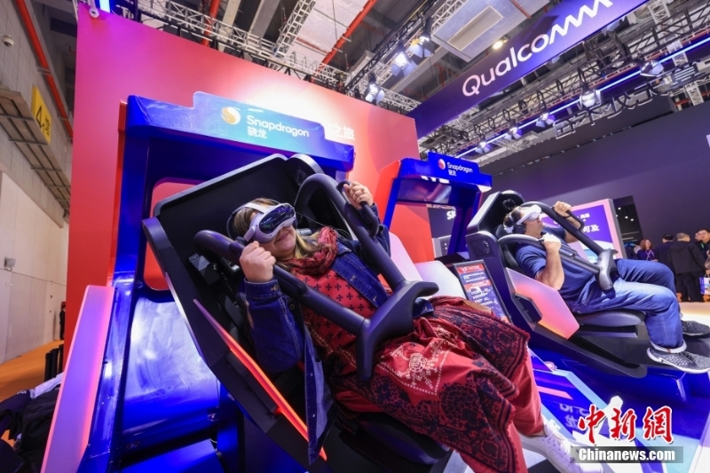 進博會技術裝備展區(qū)的“新”“奇”“特”