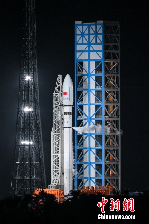 中國首個(gè)商業(yè)航天發(fā)射場首發(fā)成功