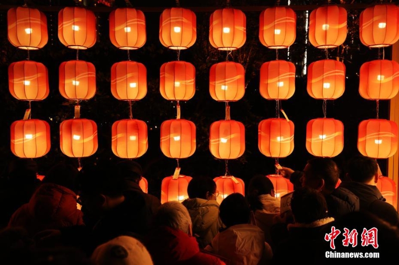 （新春見聞）上?！肮庥癝HOW新春”活動(dòng)吸引市民游客