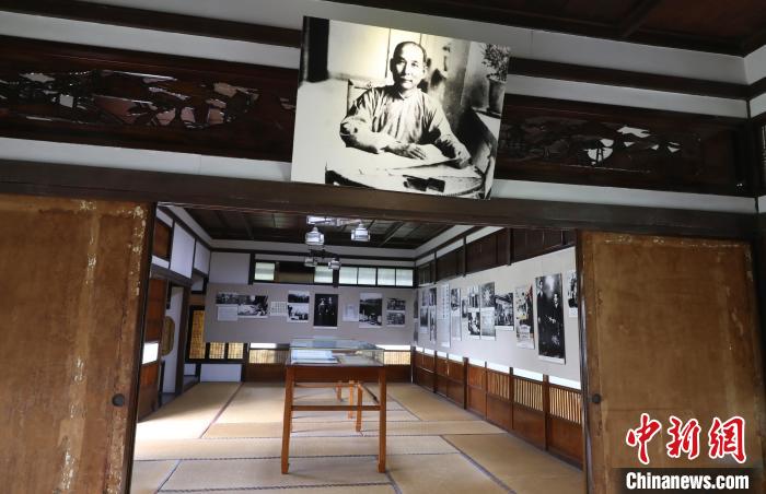 3月11日，臺北市逸仙公園史跡館內(nèi)景。館內(nèi)陳列孫中山的相片及其使用過的物品。中新社記者 楊程晨 攝