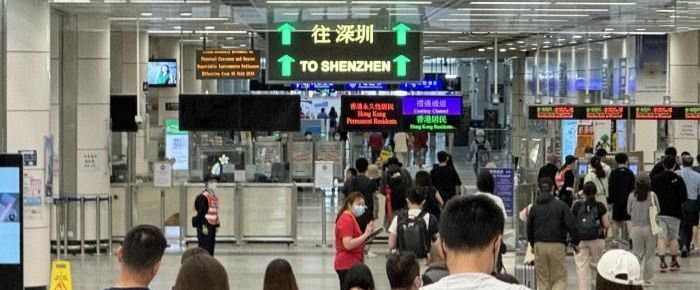 春分大禮暖人心 港澳臺(tái)居民可線上申辦電子臨時(shí)通行證