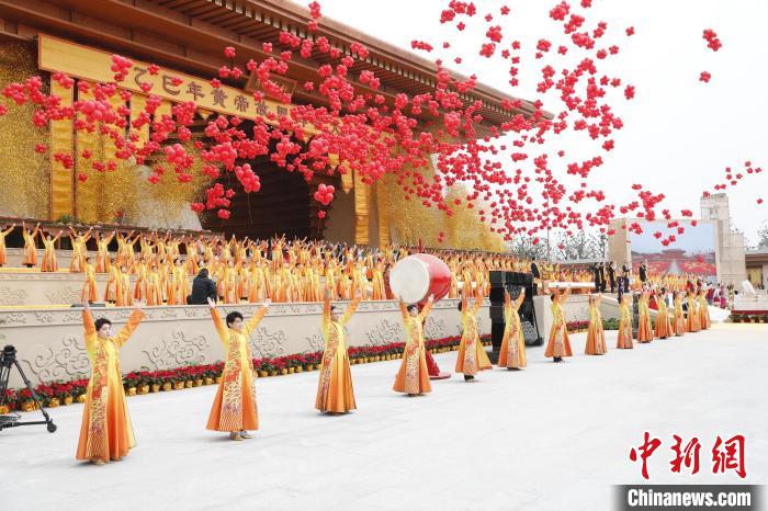 b1f6c2e2-6e2d-46ed-84eb-7c43f1e95144_zsite