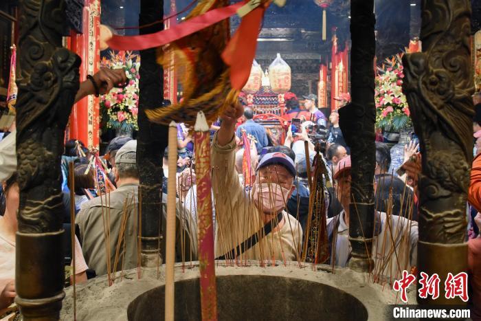 臺灣大甲媽祖起駕：當(dāng)繞境“遇上”清明假期