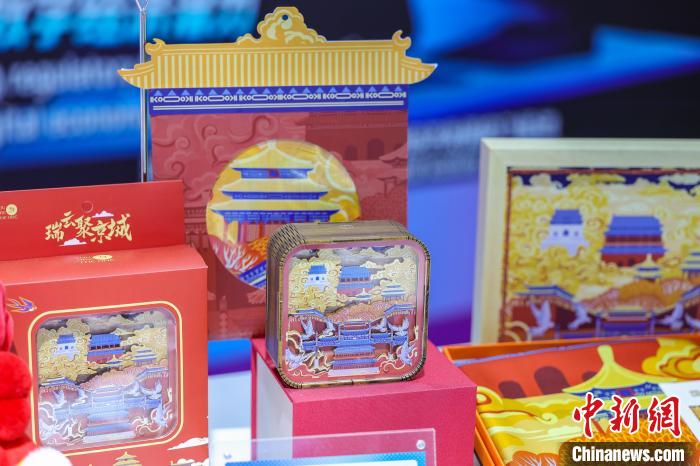 消博會(huì)探館：非遺“潮”起來(lái)