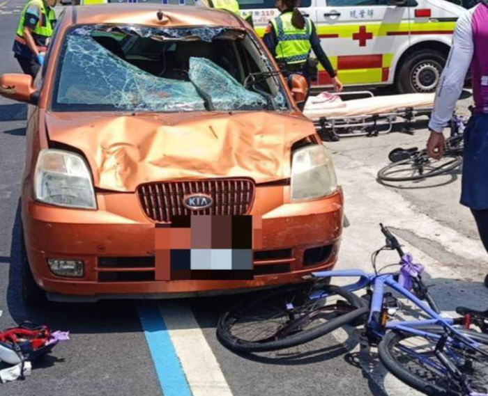 新北市康橋單車環(huán)島逆向車撞傷7學(xué)生