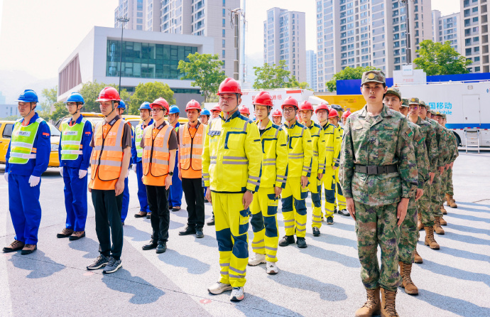 008cRTwIly1i16wpgk4z5j32yk1ww1l0