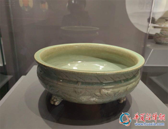 nan5：青釉三足洗（清）