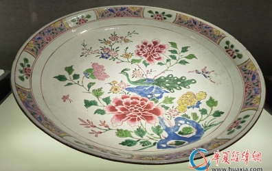 兩岸媒體走進(jìn)景德鎮(zhèn)中國(guó)陶瓷博物館