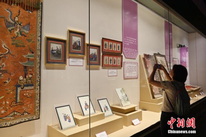 吉林長(zhǎng)春：百余件文物展示近代百年中國(guó)女性生活形態(tài)掠影