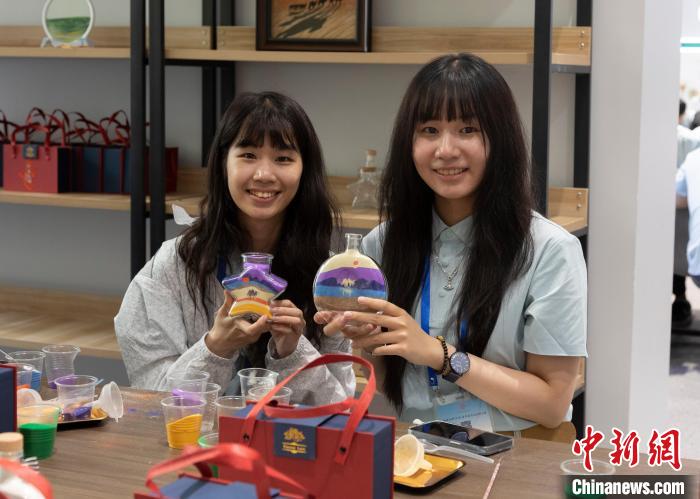 海峽兩岸（寧夏）青年黃河文化研習(xí)營開營