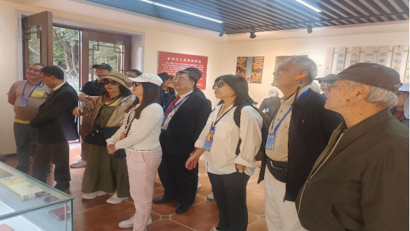 “臺(tái)商臺(tái)企走進(jìn)龍江”臺(tái)灣商界代表人士黑龍江參訪團(tuán)側(cè)記1359