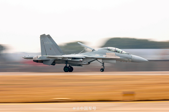 008rKb6ply1ia9v8gtezpj356o3gg1l1