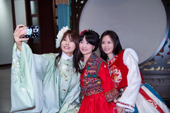 跨越海峽覓知音 漢臺(tái)攜手話未來(lái)278